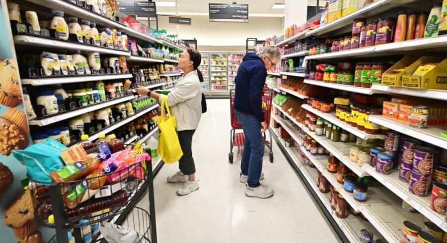 Como Descobrir Novos Produtos em Alta no Varejo